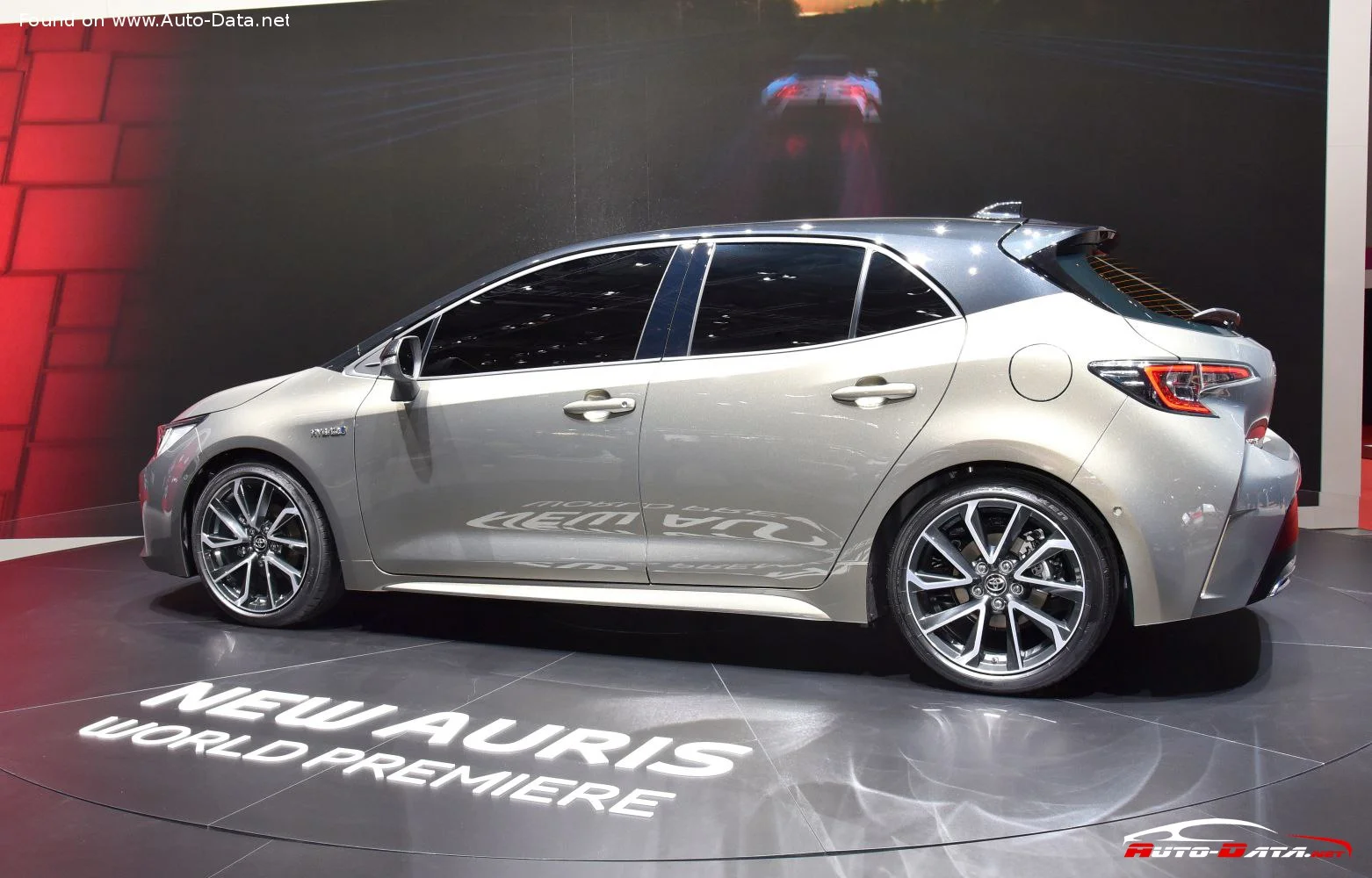 Toyota Auris 2.0 (170 Hp) CVT2018 - thumbnail 12