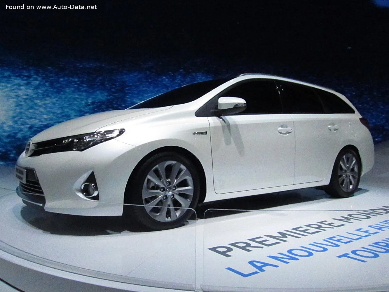 Toyota Auris 1.33 Dual VVT-i (100 Hp)2012 - 2015 thumbnail 11