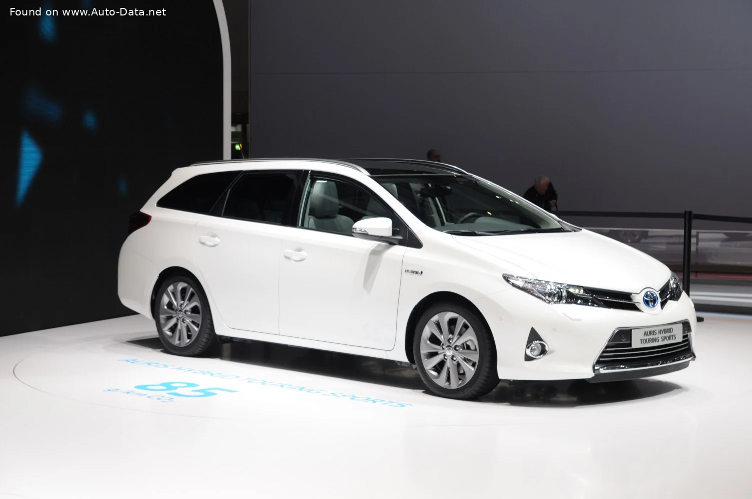 Toyota Auris 1.33 Dual VVT-i (100 Hp)2012 - 2015 thumbnail 5
