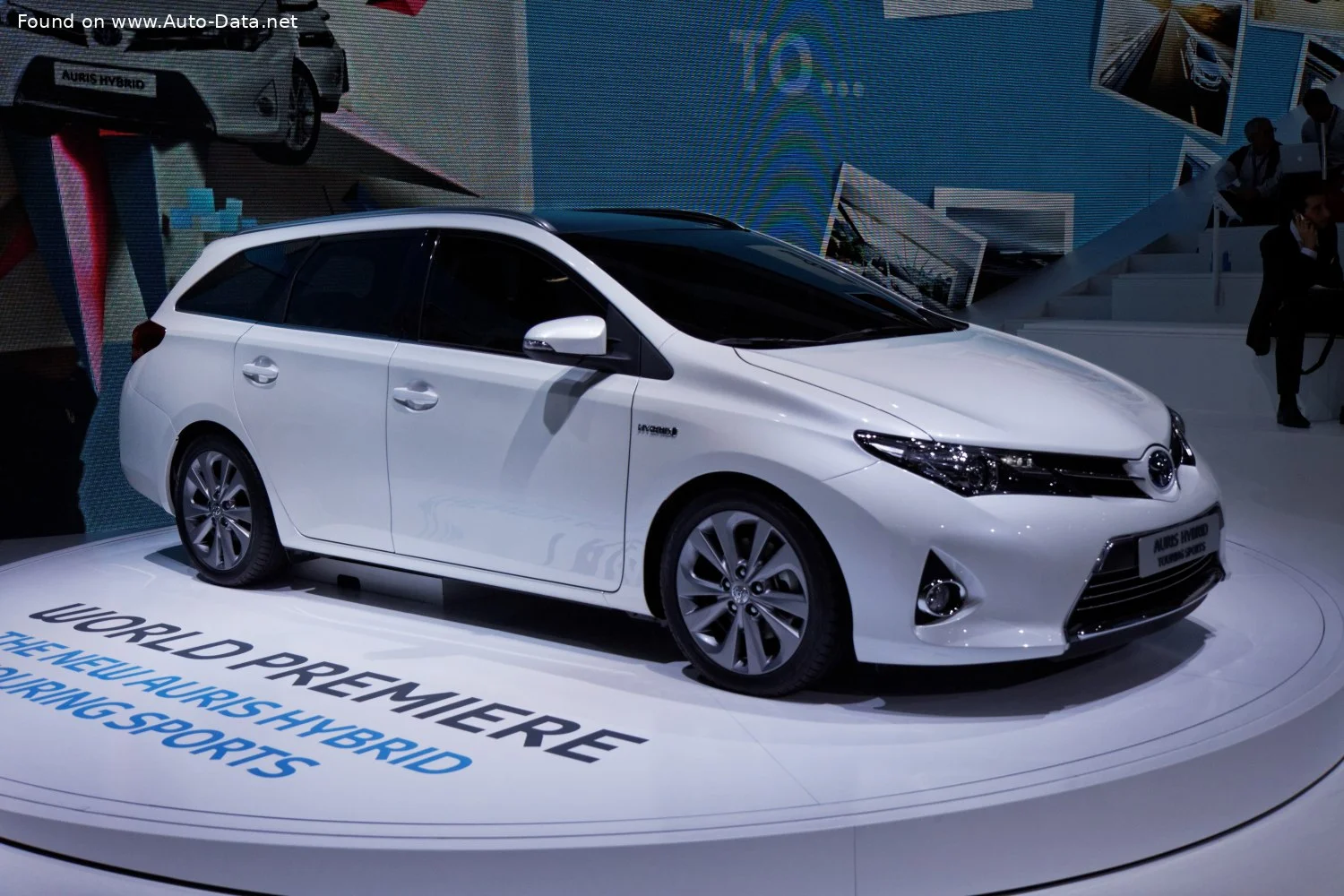 Toyota Auris 1.33 Dual VVT-i (100 Hp)2012 - 2015 thumbnail 7