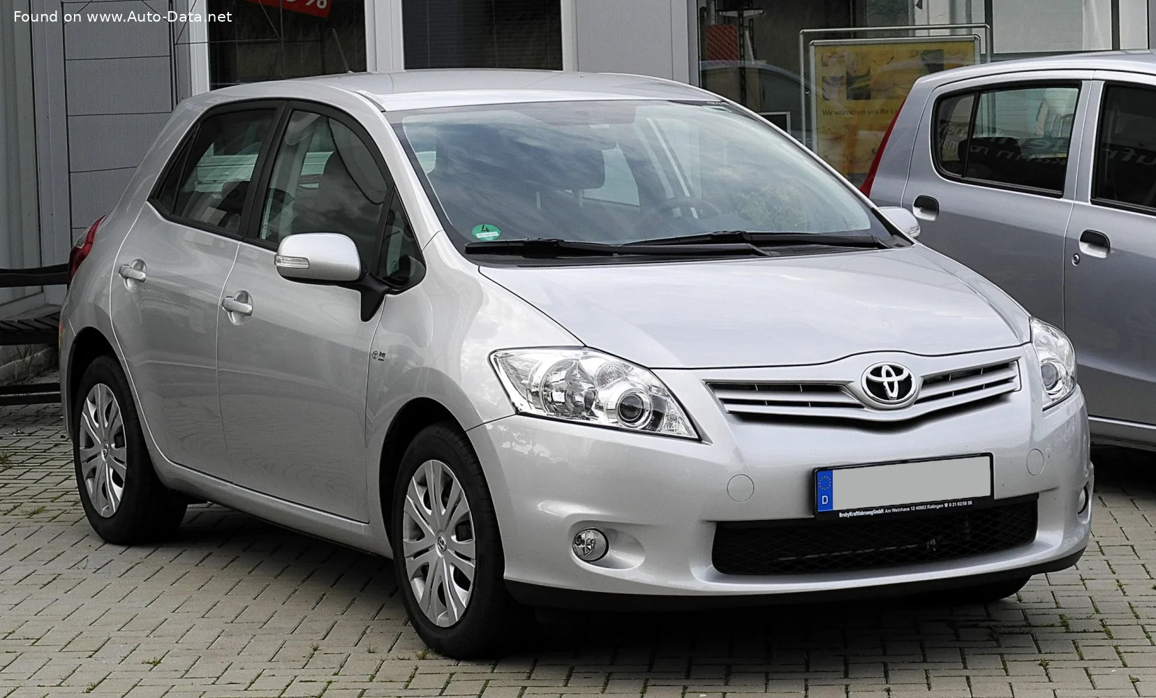 Toyota Auris 1.33 VVT-i (99 Hp)2010 - 2012 thumbnail 7