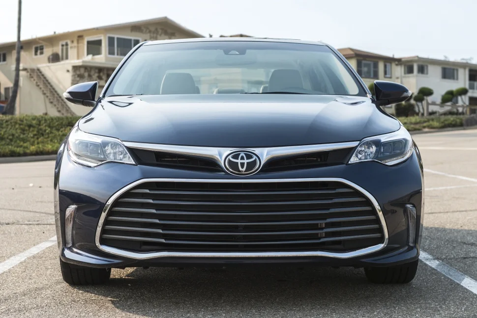 Toyota Avalon 2.5 (203 Hp) Hybrid ECVT2015 - 2018 thumbnail 13