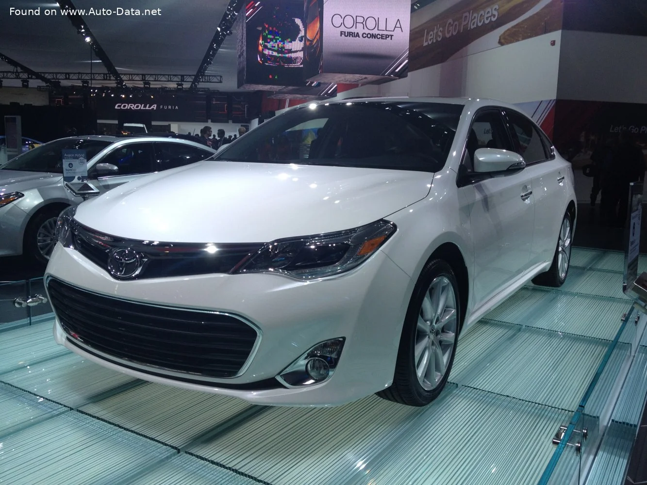 Toyota Avalon 2.5 (203 Hp) Hybrid ECVT2012 - 2015 - 1