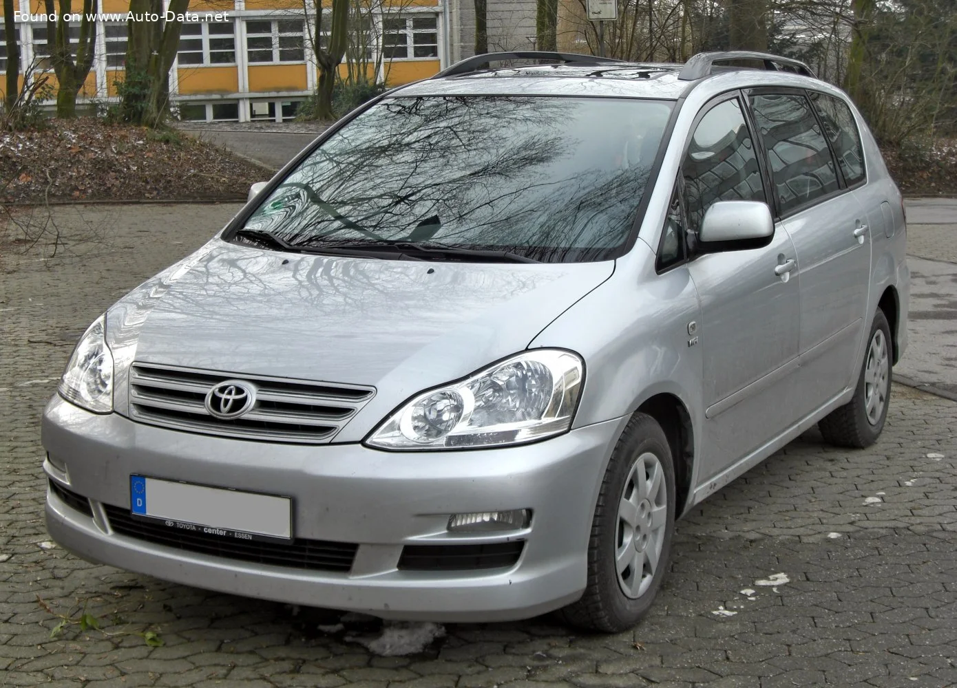 Toyota Avensis Verso 2.0d (116 Hp)2003 - 2009 - 1