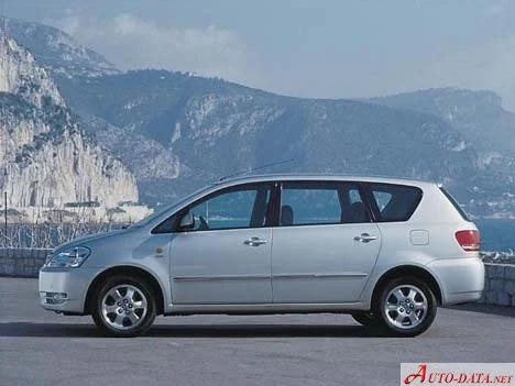Toyota Avensis Verso 2.0 (150 Hp)2001 - 2003 thumbnail 3