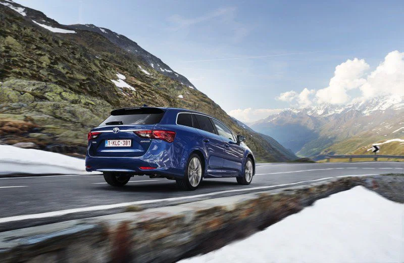 Toyota Avensis 1.6 D-4D (112 Hp)2015 - 2018 thumbnail 2