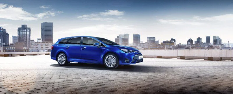Toyota Avensis 1.6 D-4D (112 Hp)2015 - 2018 thumbnail 3