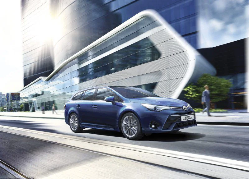 Toyota Avensis 1.6 D-4D (112 Hp)2015 - 2018 thumbnail 10