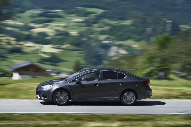Toyota Avensis 1.6 D-4D (112 Hp)2015 - 2018 thumbnail 16