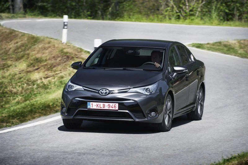 Toyota Avensis 1.6 D-4D (112 Hp)2015 - 2018 thumbnail 17