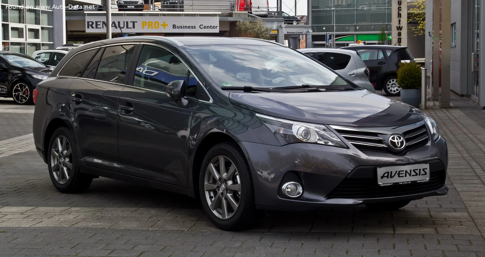 Toyota Avensis 1.6 Valvematic (132 Hp)2012 - 2015 thumbnail 3