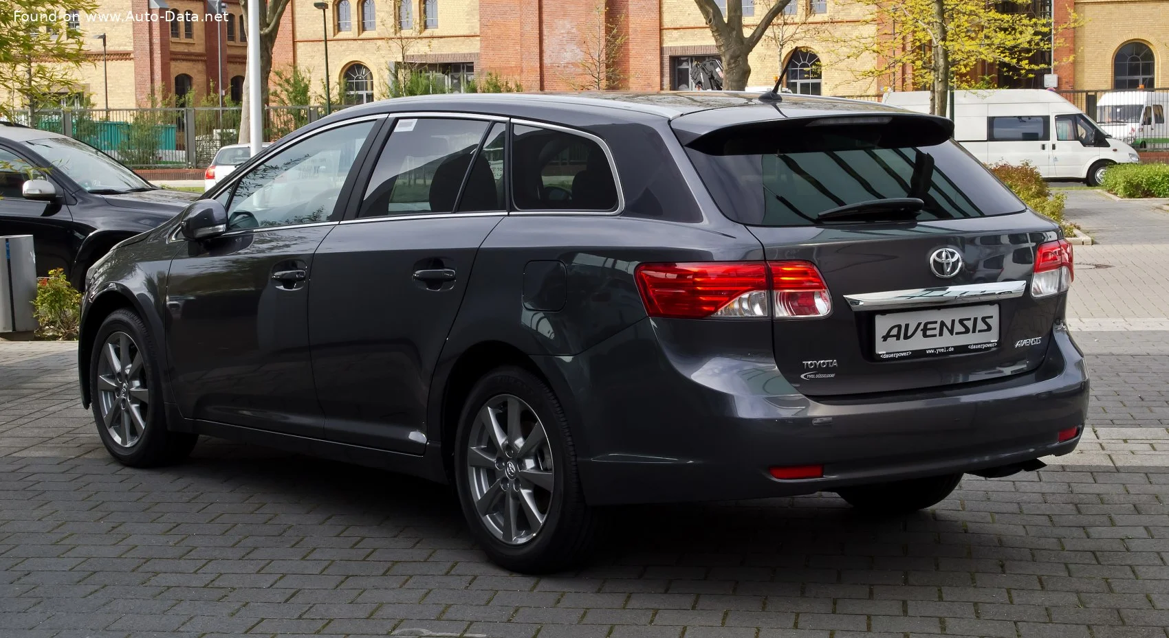 Toyota Avensis 1.6 Valvematic (132 Hp)2012 - 2015 thumbnail 4