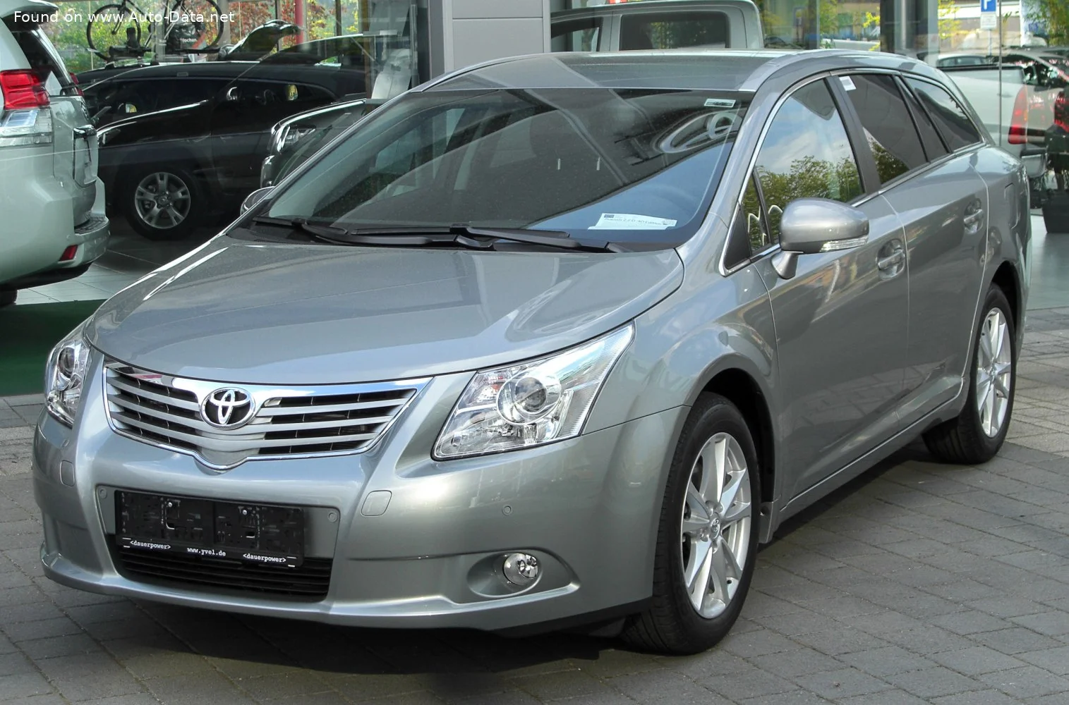 Toyota Avensis 1.6i (132 Hp)2009 - 2011 thumbnail 3