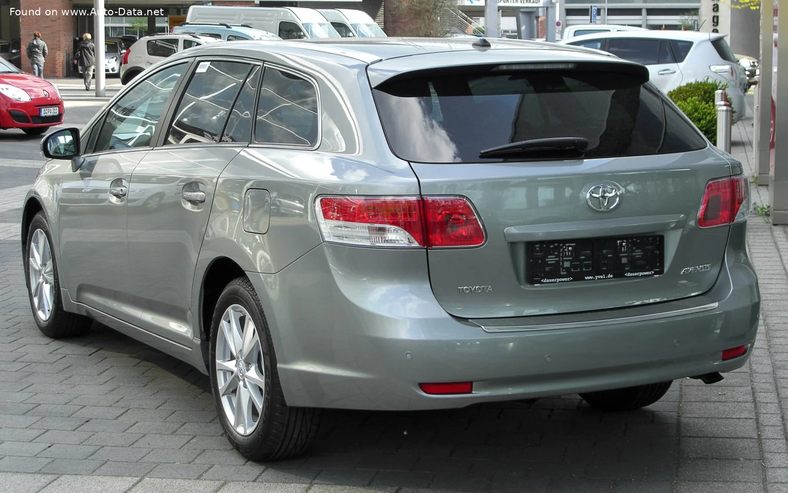 Toyota Avensis 1.6i (132 Hp)2009 - 2011 thumbnail 4