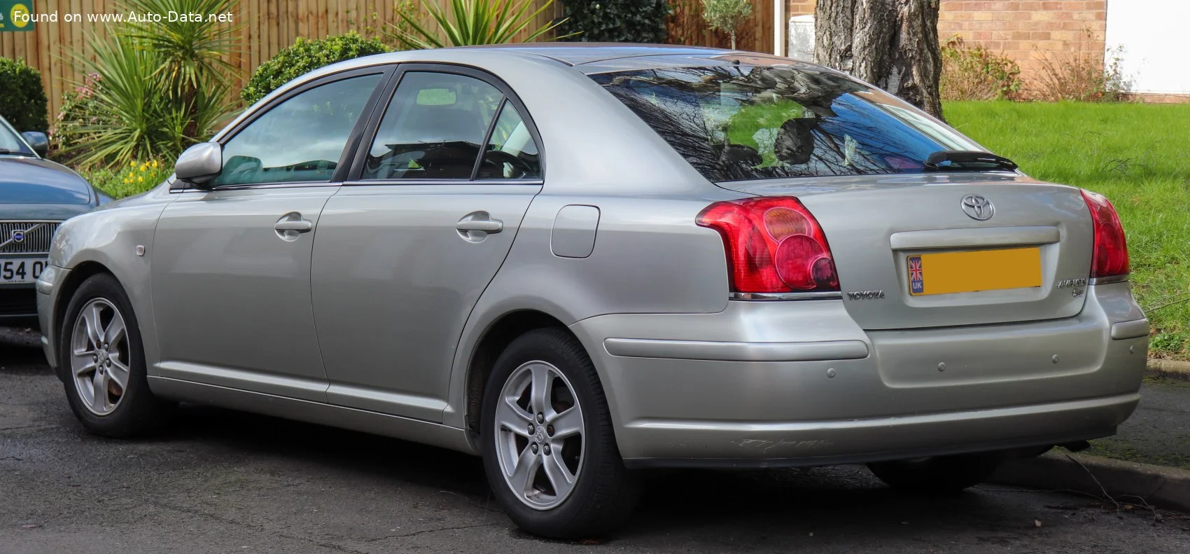 Toyota Avensis 1.6 VVT-i (110 Hp)2003 - 2009 thumbnail 2