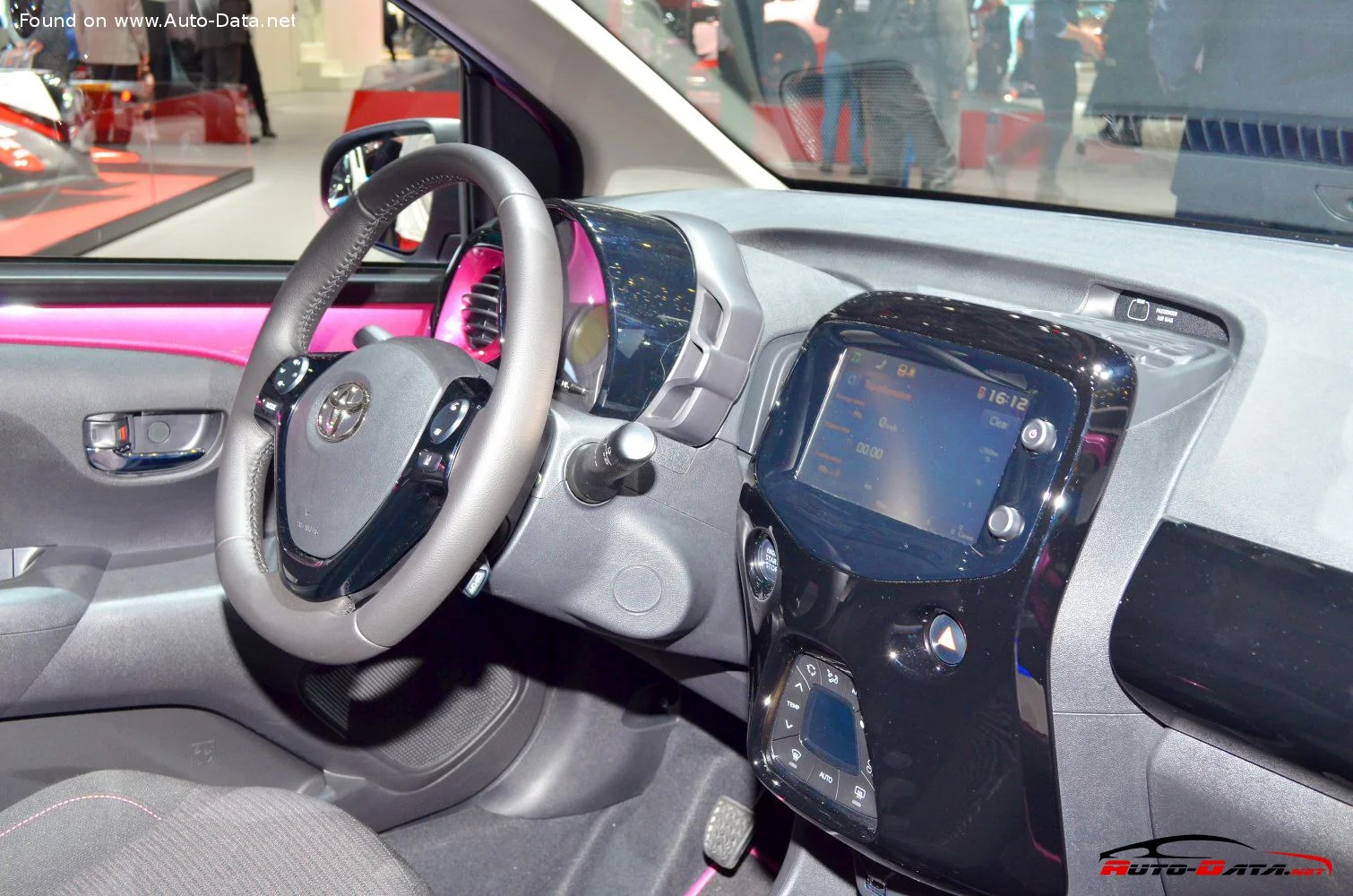 Toyota Aygo 1.0 VVT-i (72 Hp)2018 - 2021 thumbnail 11