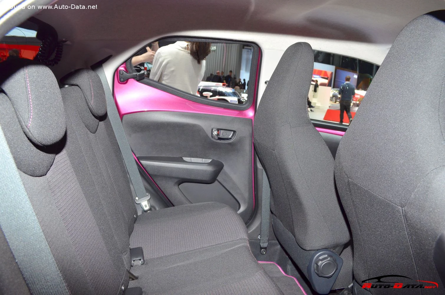 Toyota Aygo 1.0 VVT-i (72 Hp)2018 - 2021 thumbnail 16