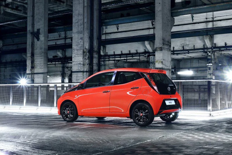 Toyota Aygo 1.0 VVT-i (69 Hp)2014 - 2018 thumbnail 14