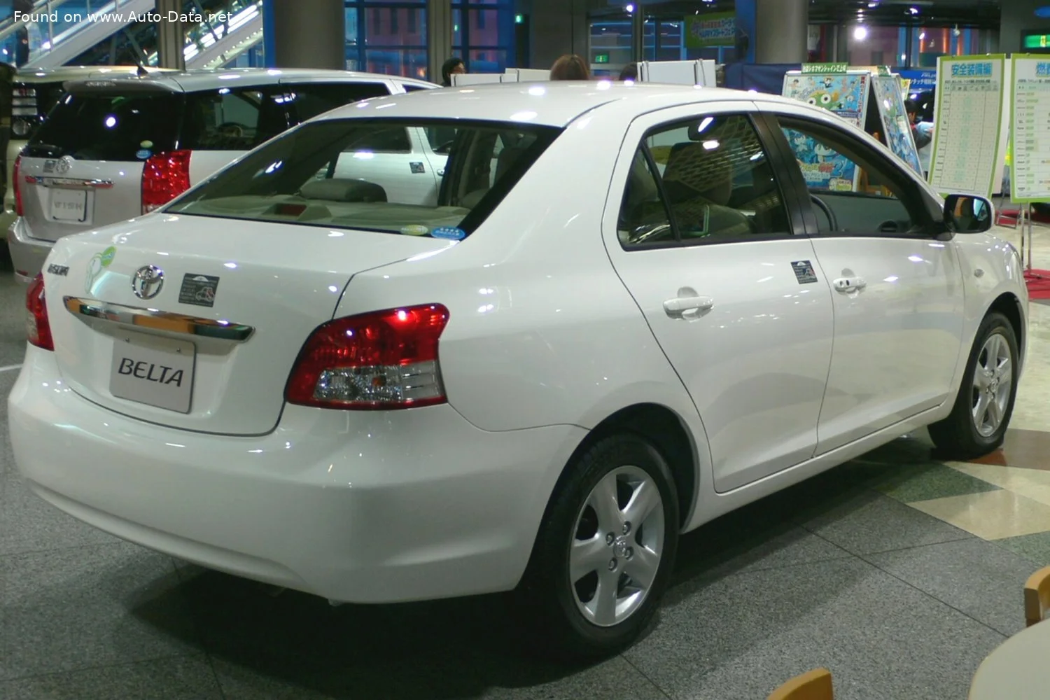 Toyota Belta 1.3 (86 Hp)2005 - 2012 thumbnail 2