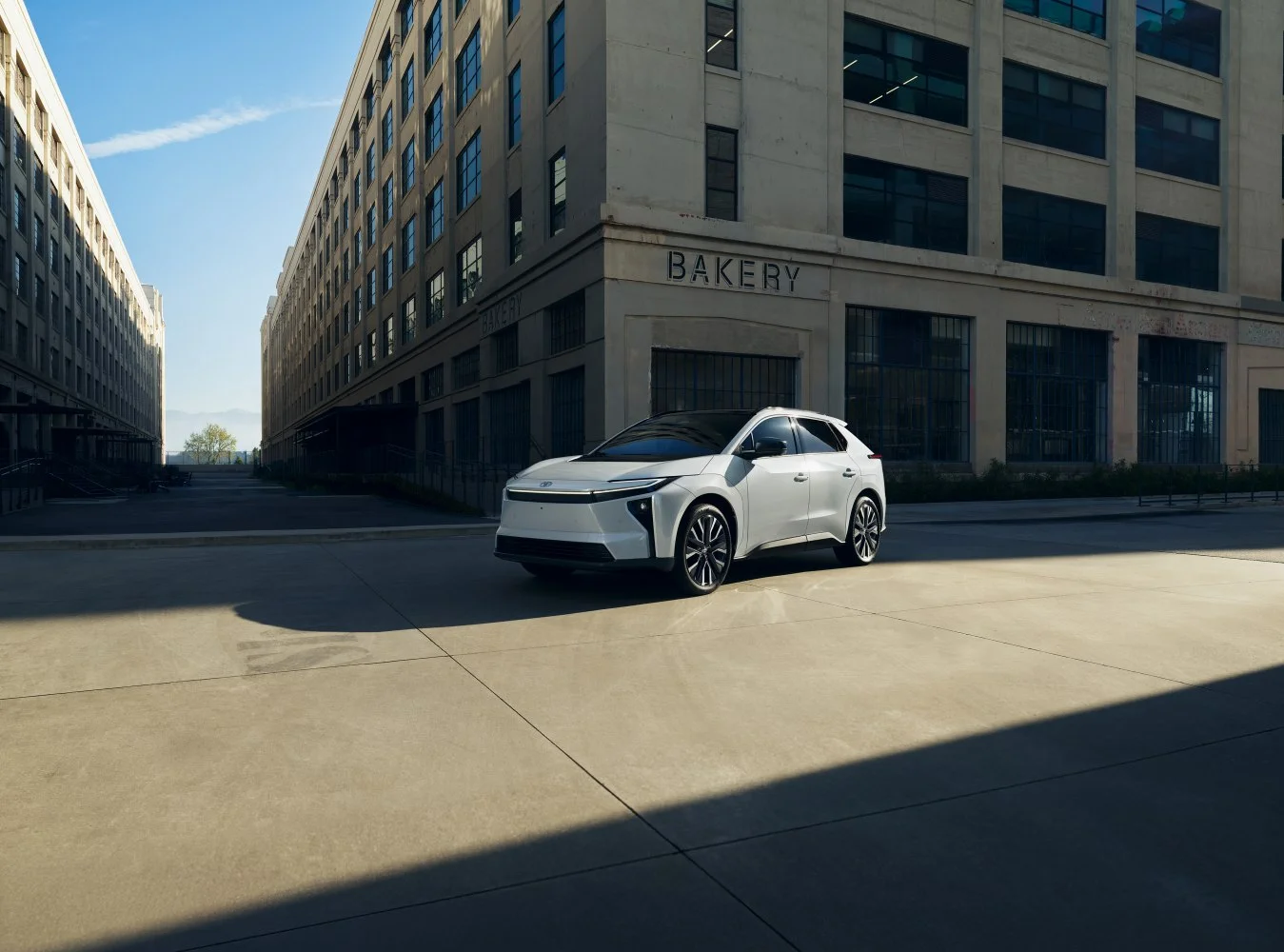 Toyota bZ 57.7 kWh (168 Hp)2025 - - 1