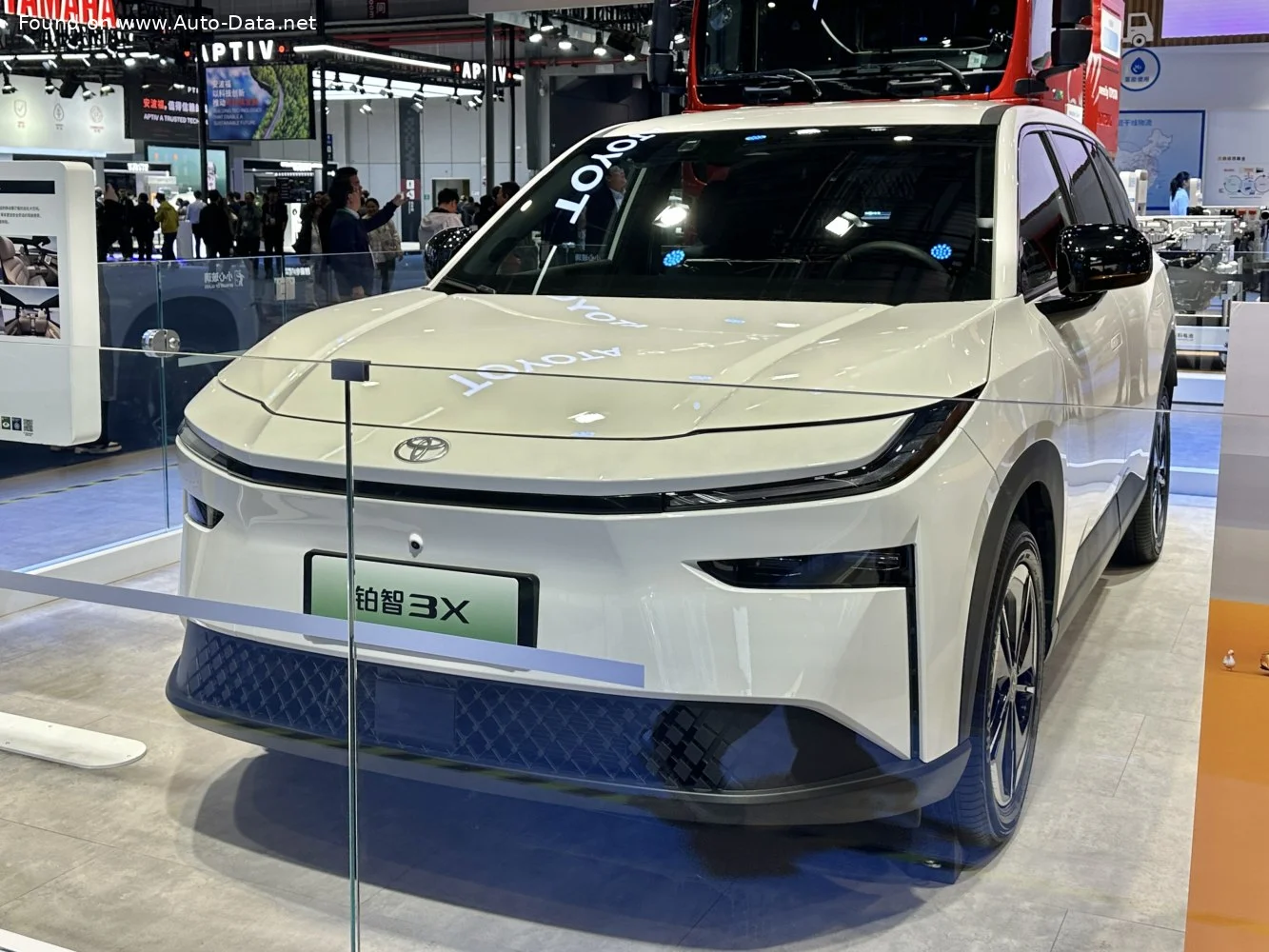 Toyota bZ3X 50.03 kWh (204 Hp)2025 - thumbnail 7