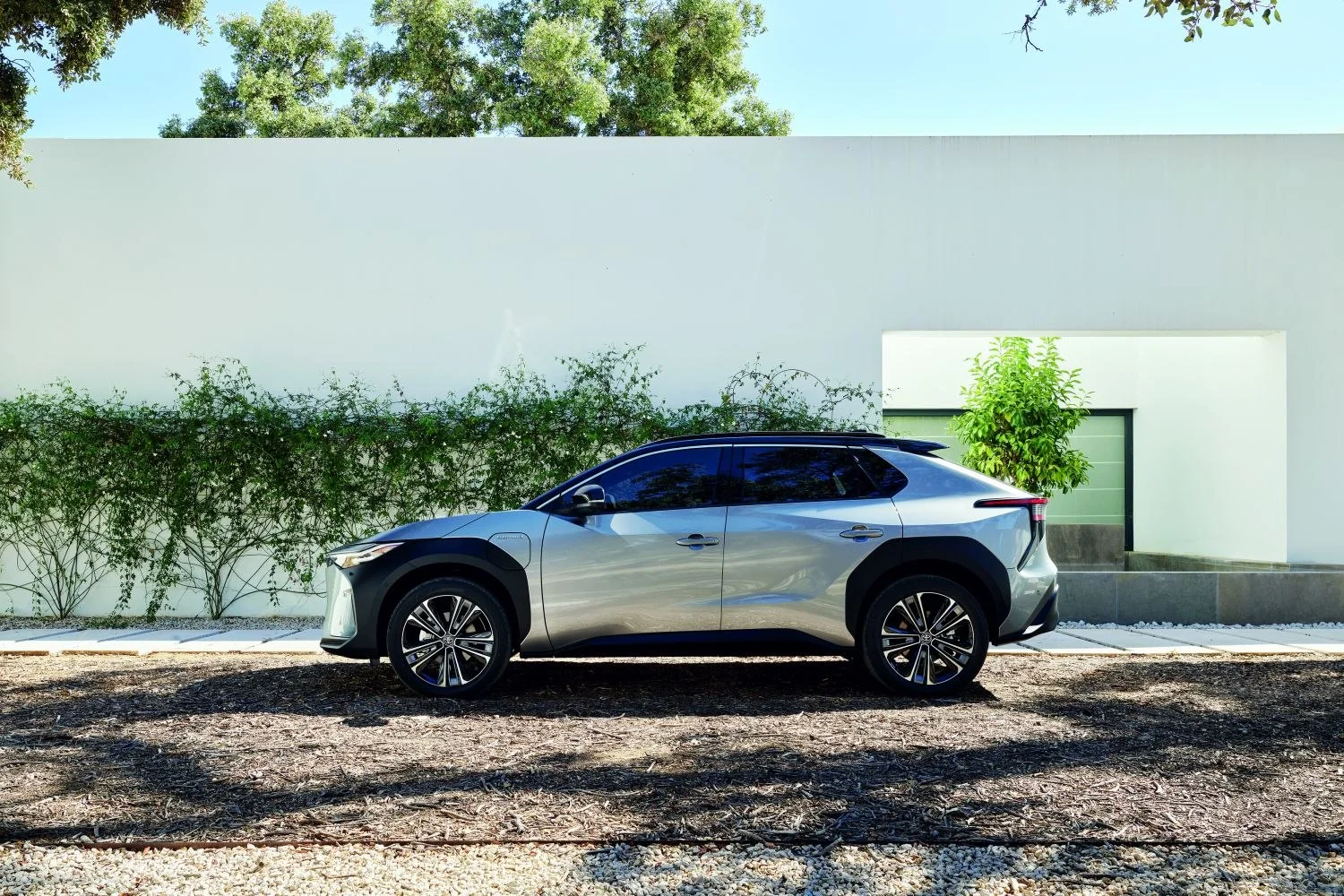 Toyota bZ4X 71.4 kWh (204 Hp) BEV2022 - 2025 thumbnail 5