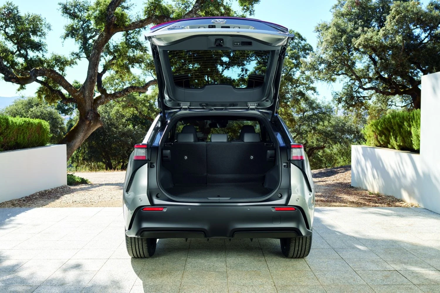 Toyota bZ4X 71.4 kWh (204 Hp) BEV2022 - 2025 thumbnail 6