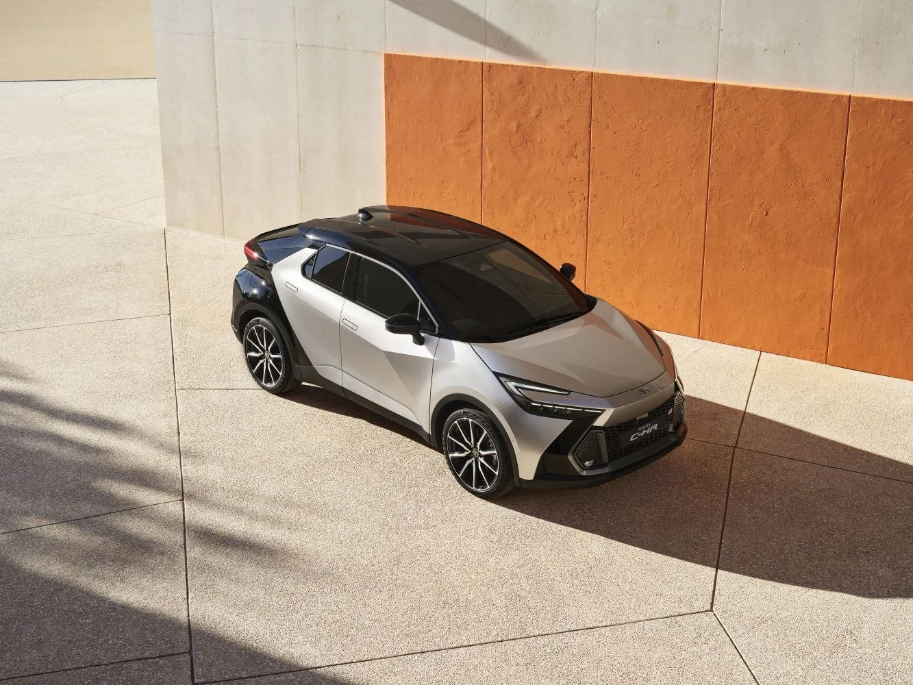 Toyota C-HR modeli