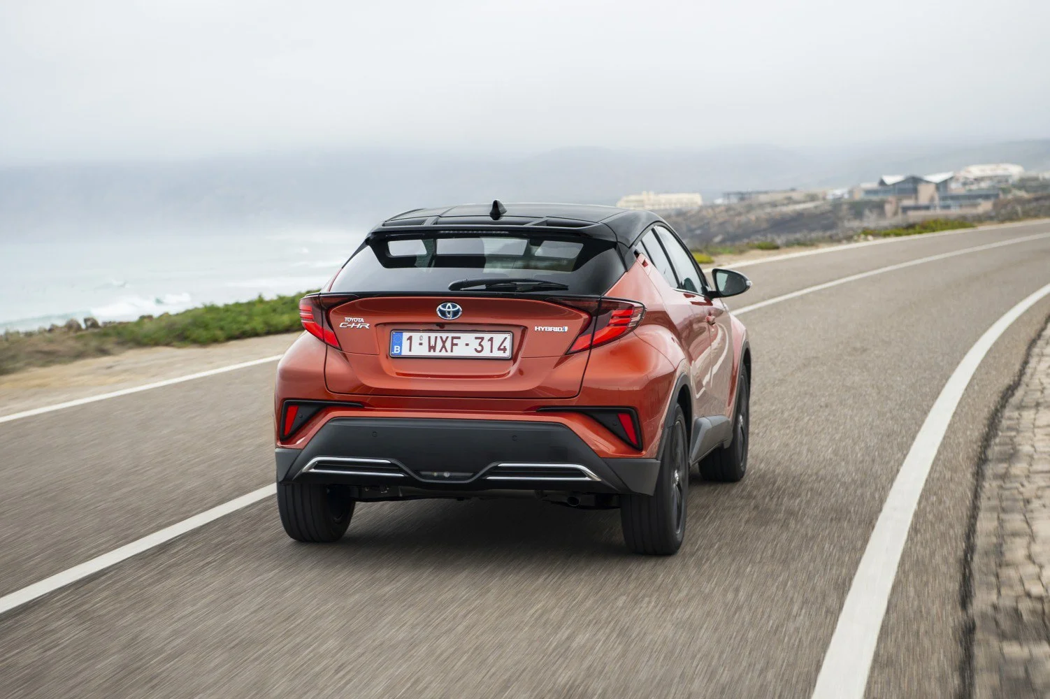 Toyota C-HR 1.2 (116 Hp)2020 - 2023 thumbnail 11