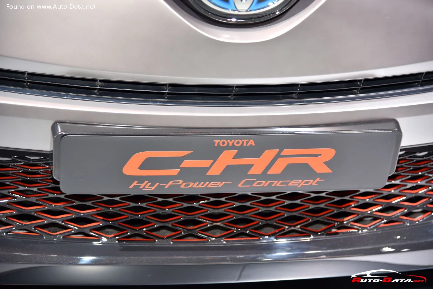 Toyota C-HR Toyota C-HR Hy-Power Concept thumbnail 17