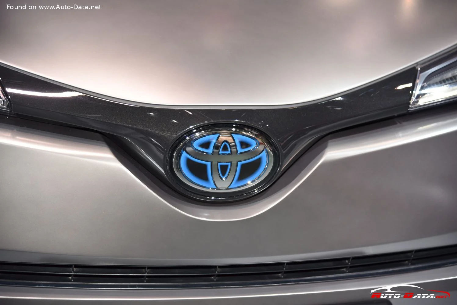 Toyota C-HR Toyota C-HR Hy-Power Concept thumbnail 18