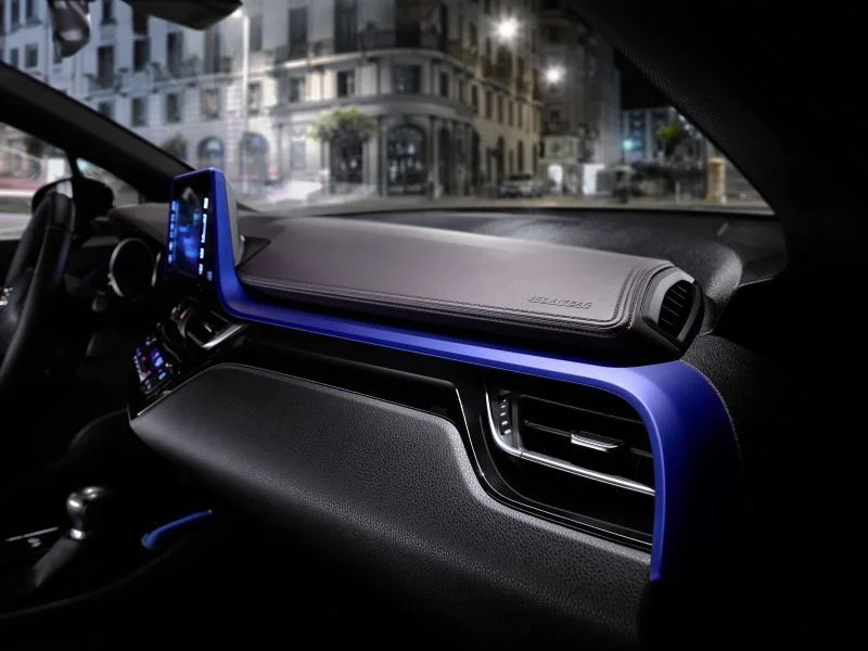 Toyota C-HR 1.2 (116 Hp)2016 - 2020 thumbnail 18