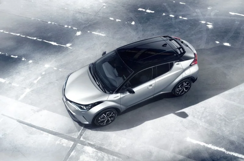 Toyota C-HR 1.2 (116 Hp)2016 - 2020 thumbnail 4