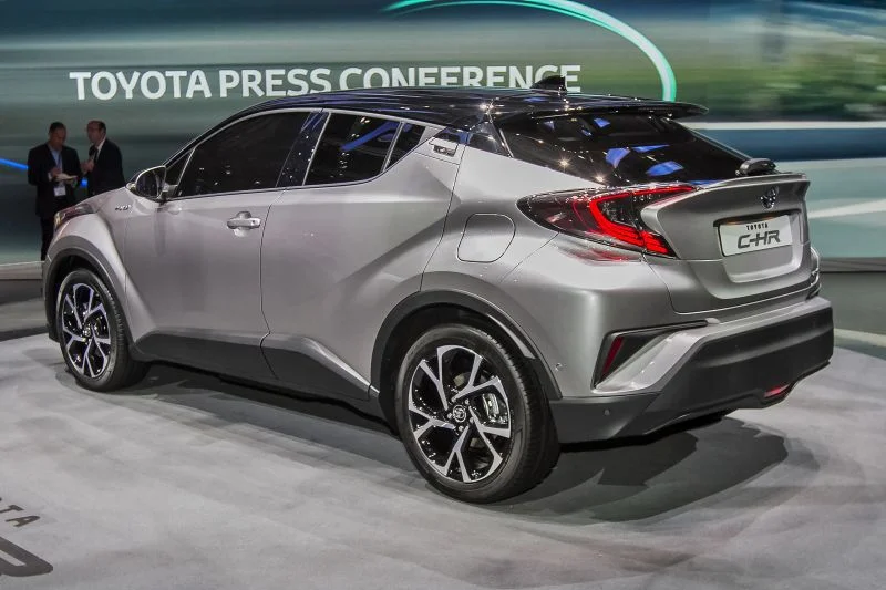 Toyota C-HR 1.2 (116 Hp)2016 - 2020 thumbnail 7
