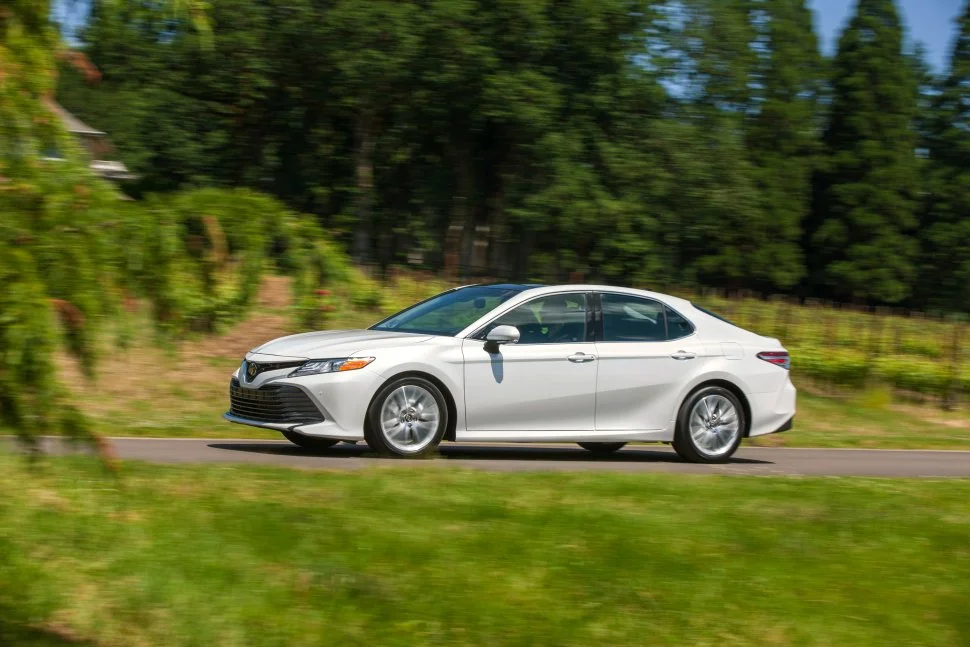 Toyota Camry 2.0 (150 Hp) Automatic2018 - 2020 thumbnail 2