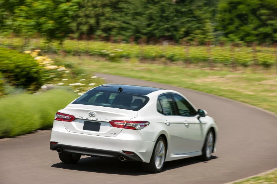 Toyota Camry 2.0 (150 Hp) Automatic2018 - 2020 thumbnail 4