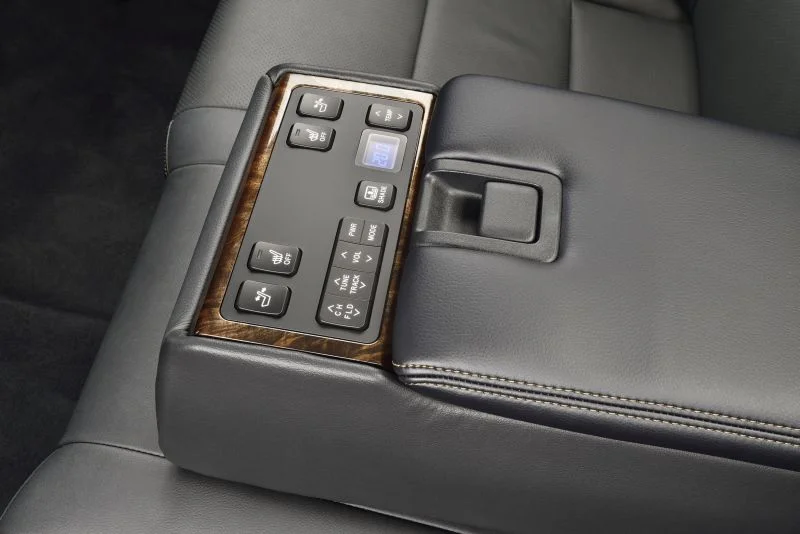 Toyota Camry 2.0 (150 Hp) Automatic2014 - 2017 thumbnail 5