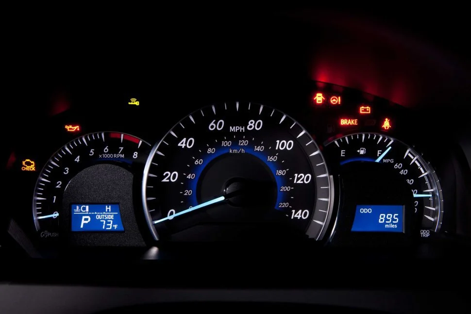 Toyota Camry 2.0 (148 Hp) Automatic2011 - 2014 thumbnail 11