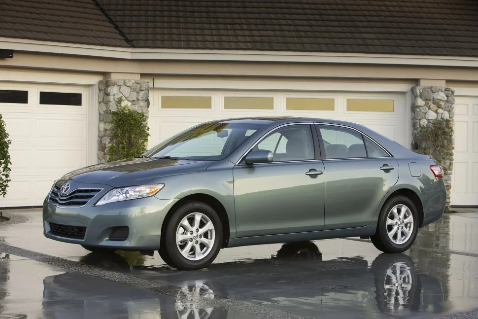 Toyota Camry 2.4 (187 Hp) Hybrid e-CVT2009 - 2011 - 1