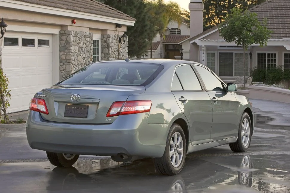 Toyota Camry 2.4 (187 Hp) Hybrid e-CVT2009 - 2011 thumbnail 3
