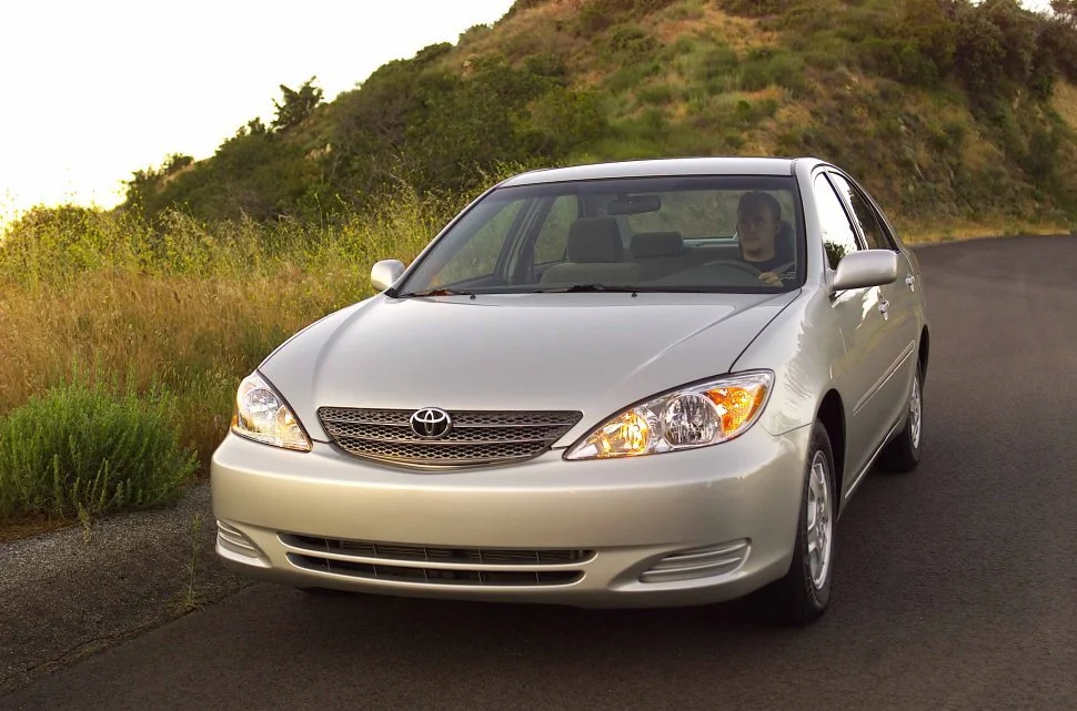 Toyota Camry 2.4 16V (152 Hp)2001 - 2004 thumbnail 16