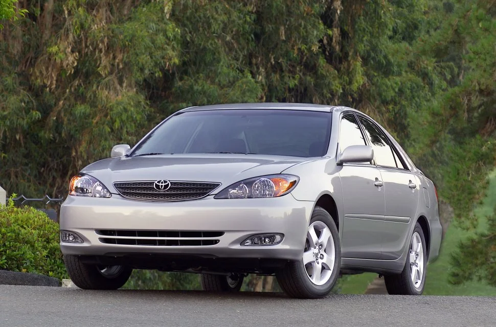 Toyota Camry 2.4 16V (152 Hp)2001 - 2004 thumbnail 8