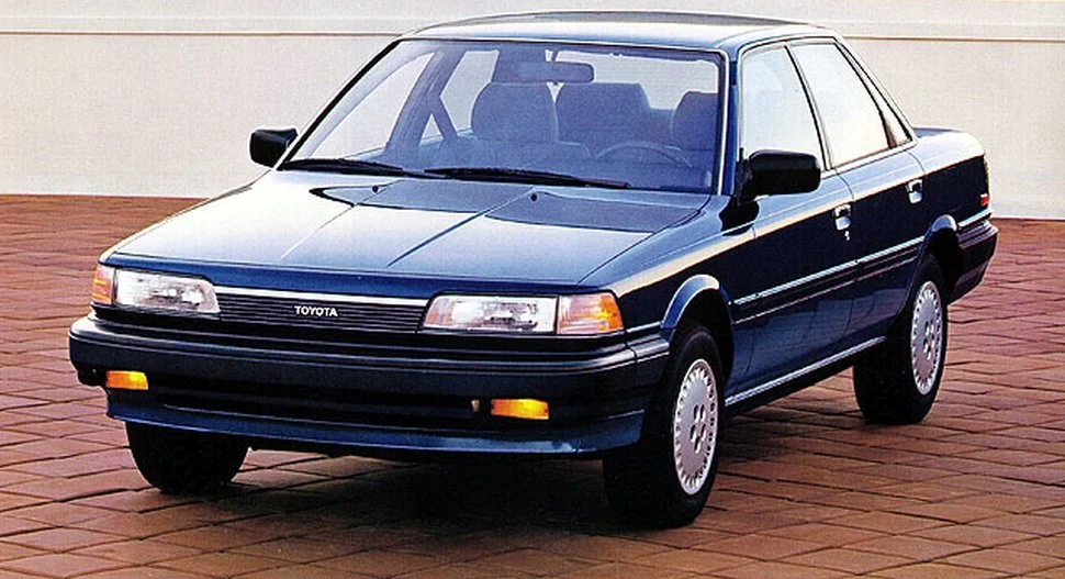 Toyota Camry 1.8 (90 Hp)1988 - 1991 thumbnail 2