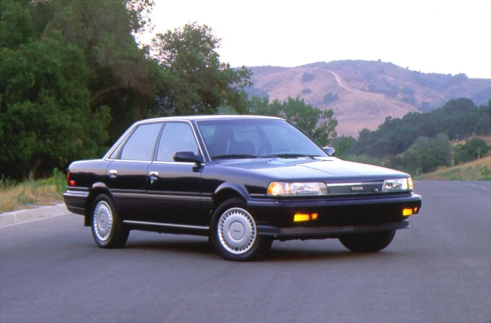 Toyota Camry 1.8 (90 Hp)1988 - 1991 thumbnail 11