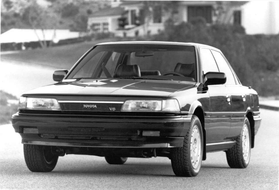 Toyota Camry 1.8 (90 Hp)1988 - 1991 thumbnail 13