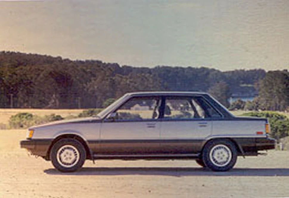Toyota Camry 1.8 (90 Hp)1982 - 1986 thumbnail 2