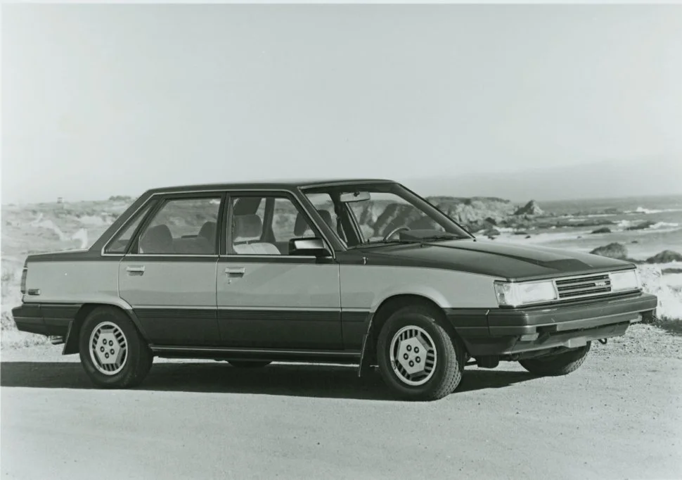 Toyota Camry 1.8 (90 Hp)1982 - 1986 thumbnail 3