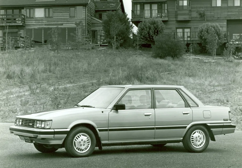 Toyota Camry 1.8 (90 Hp)1982 - 1986 thumbnail 4