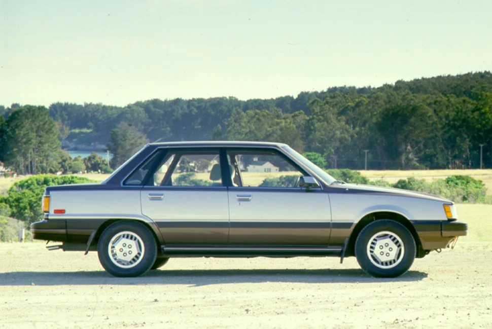 Toyota Camry 1.8 (90 Hp)1982 - 1986 thumbnail 6