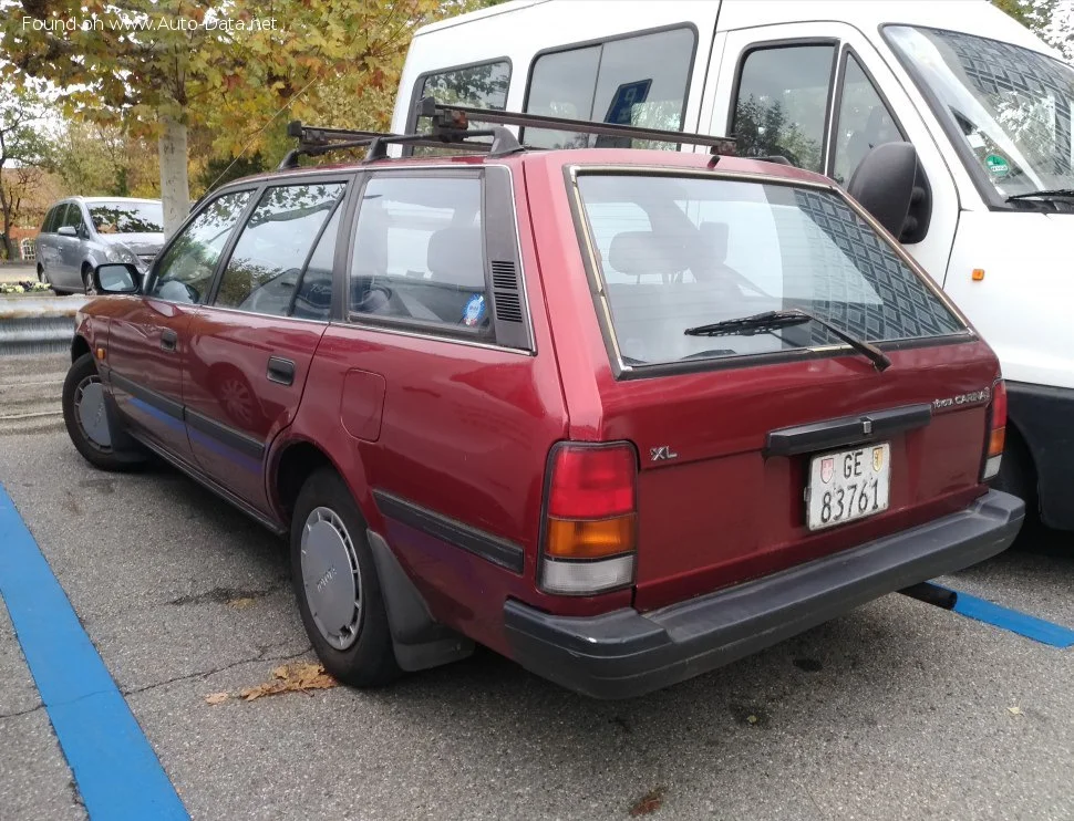 Toyota Carina 1.6 (AT171) (102 Hp)1987 - 1992 thumbnail 2